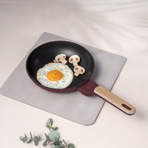 BerlingerHaus Súprava panvíc s titánovým povrchom Leonardo Nordic, 3 ks