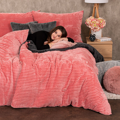 Lenjerie de pat din micro-flanelă 4Home Stripe, roz, 140 x 200 cm, 70 x 90 cm