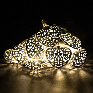 Lampki świetlne LED z 10 metalowymi sercami, biały