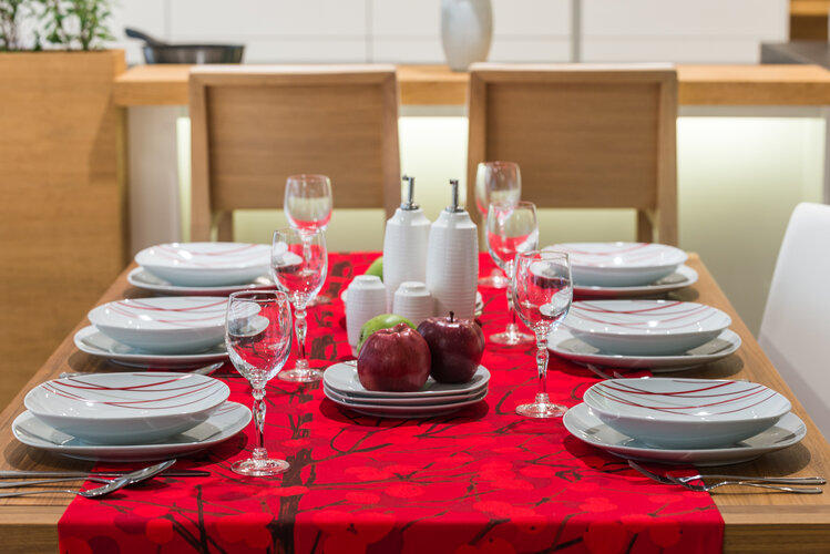 Obrus Lumimarja 60 x 250 cm, czerwony