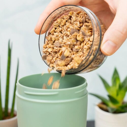 Westmark Zweiteilige Snackdose, 700 ml, mintgrün