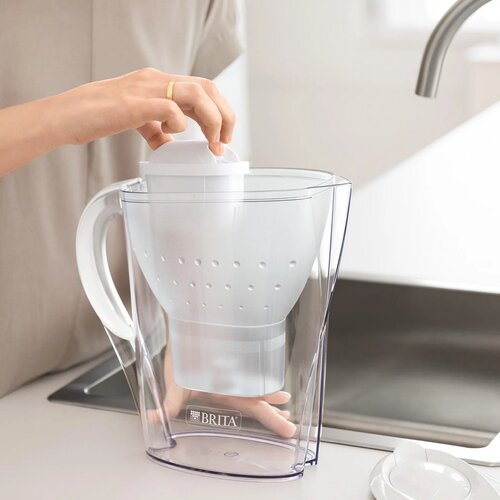 Brita Filtračná kanvica Marella, 2,4 l, biela+ 3 filtre Maxtra Pro Pure Peformance