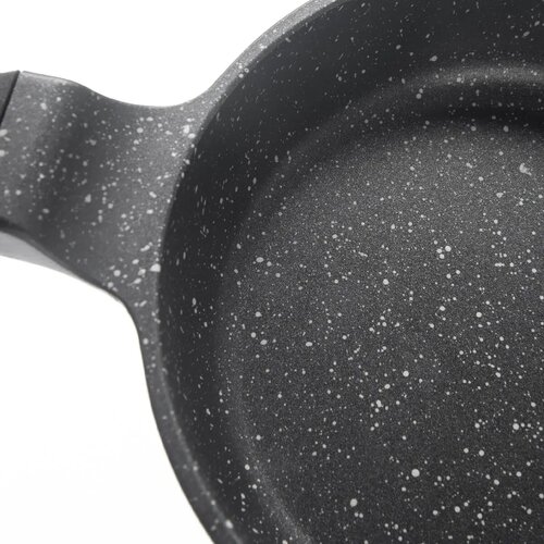 Orion ponev z neprijemljivo površino Grande premer16 cm