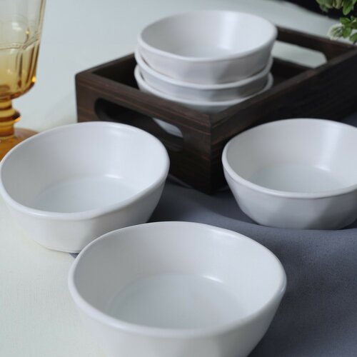 Set mit 6 Steingutschalen Facetta 12 cm, weiß
