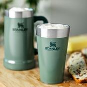 Stanley Korbel na pivo Big Grip Beer Stein 700 ml Hammertone Green