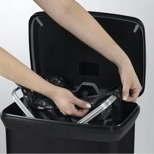 Curver Rectangular 50 l szemetes, fekete