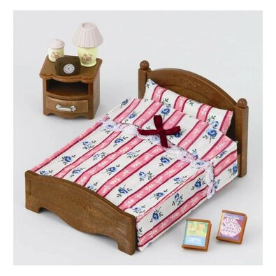 Sylvanian Families Pohištvo - dvojno ležišče znočno omarico