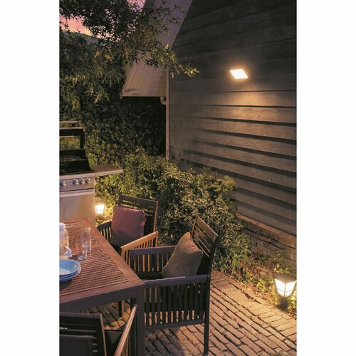 Philips Hue 17436/30/P7 zewnętrzny reflektor LED Welcome 2300 lm, czarny