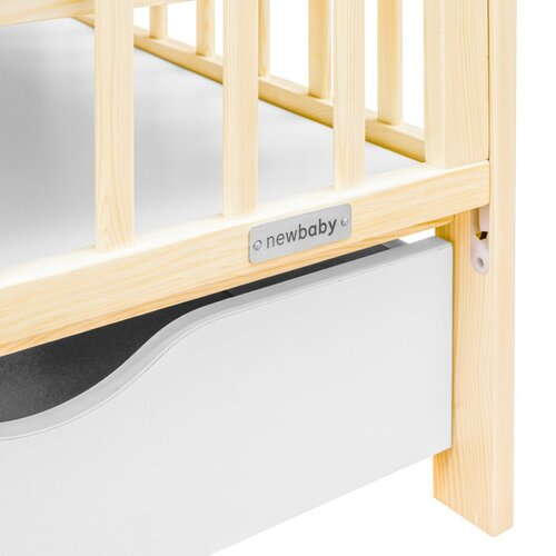 Pătuț pentru copii New Baby Lilly cu lateraldetașabil și sertar, natural