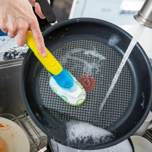 Burete de spălat vase Scrub Daddy Dish Daddy, cumâner și dozator de detergent
