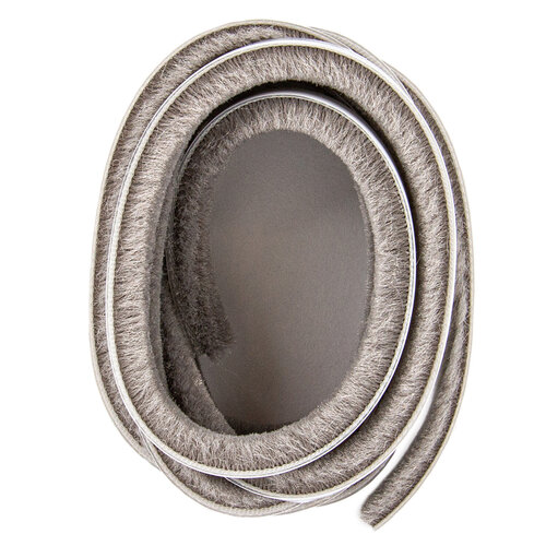Samolepilna krtača 6,7 x 8 mm siva, 3 m