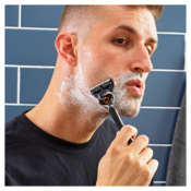 Gillette Pánský holicí strojek ProGlide + 4 ks hlavice