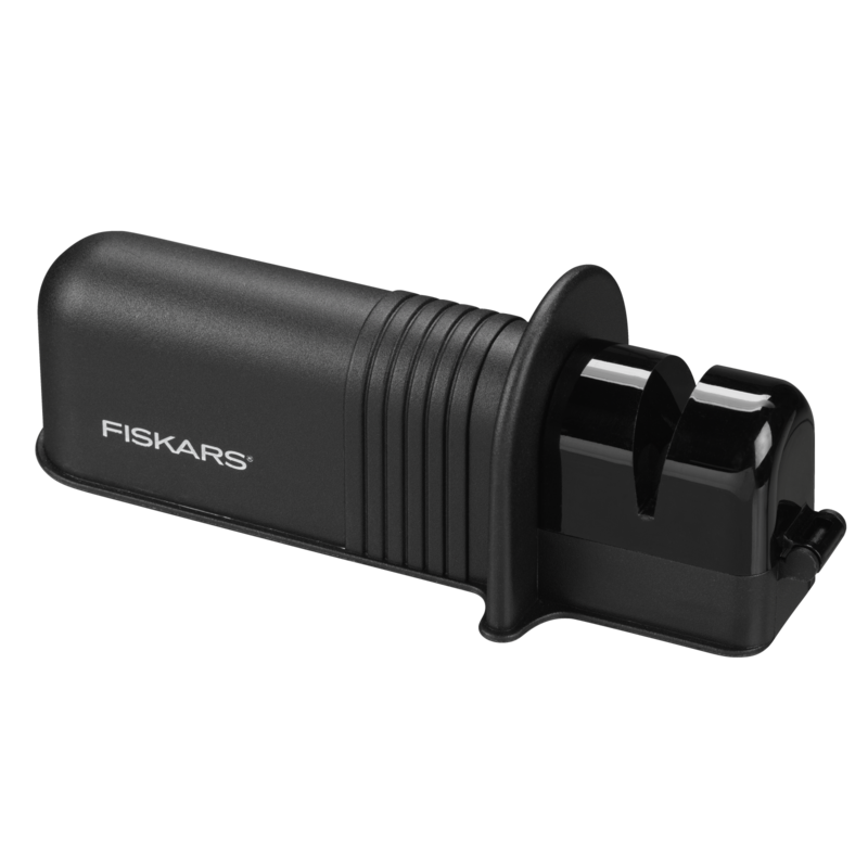 Fiskars Ostrič sekier a nožov Solid