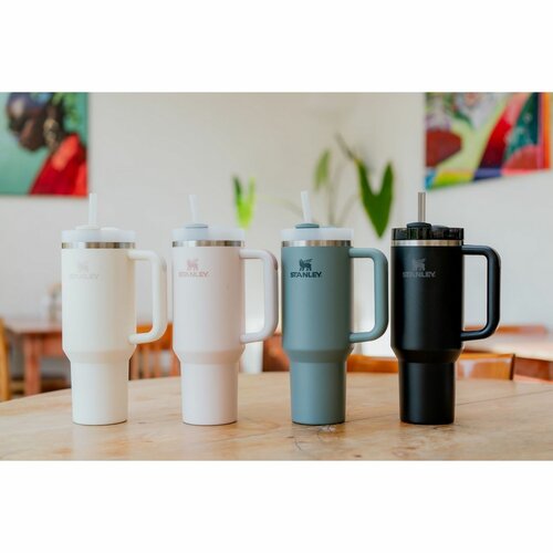 STANLEY Quencher H2.O FlowState Tumbler 1180 ml fekete tonális