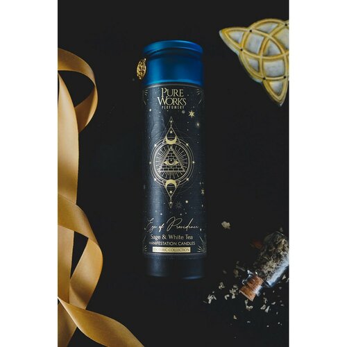 Lumânare organică Arome Sage & White Tea 300 gîntr-un pahar înalt colorat cu ciucure