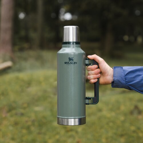 Stanley Termoska Legendary Classic 2,3 l Hammertone Green