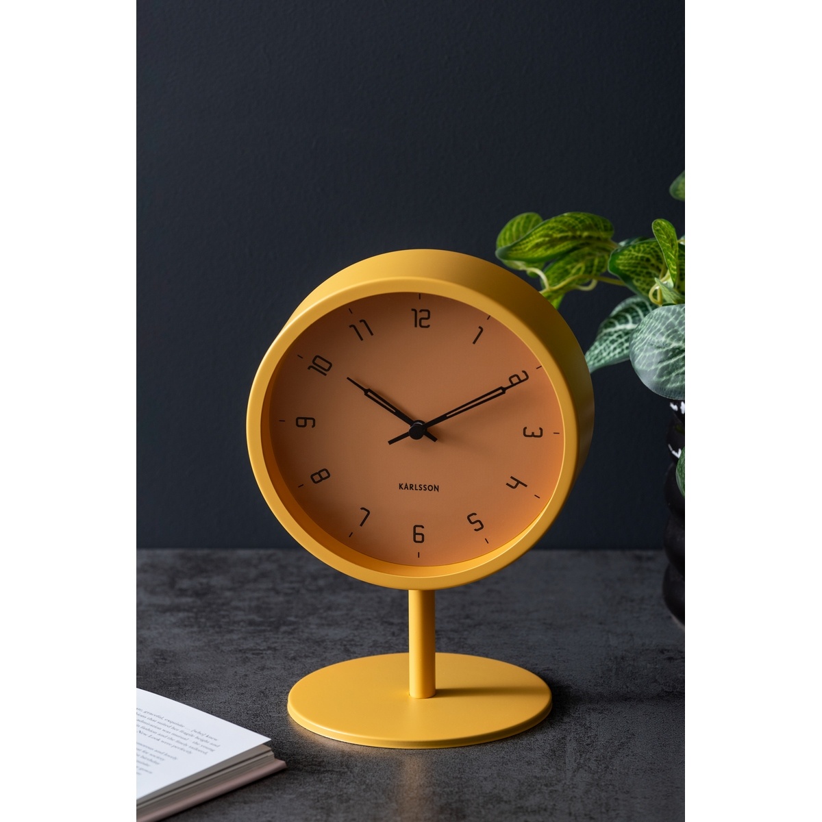 Karlsson 5951YE design asztali óra 23 cm, sárga termék 2. képe