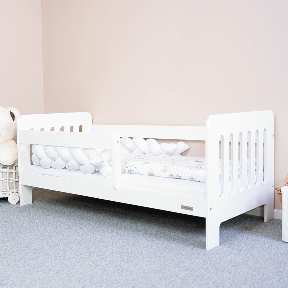New Baby Detská posteľ so zábranou Erik biela, 140 x 70 cm