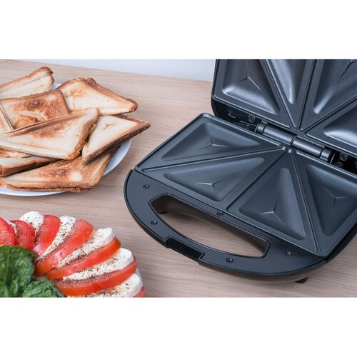 Concept SV3040 sendvičovač trojuholník 700 W, nerez