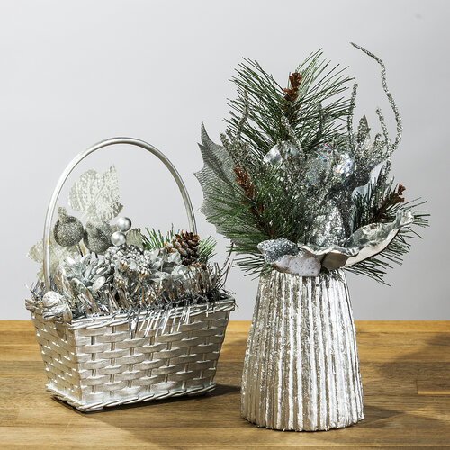 Декоративна композиція з магнолією, срібна