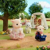 Familia caprelor Sylvanian Families