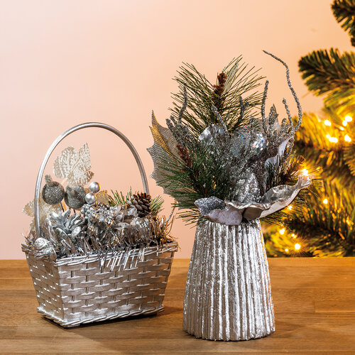 Декоративна композиція з магнолією, срібна