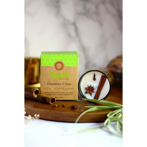Органічна свічка Lemongrass & Spice 200 г у склі з золотою фольгою