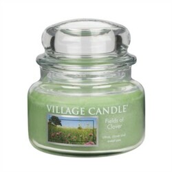 Village Candle illatgyertya Zöld mező - Fields of Clover, 269 g