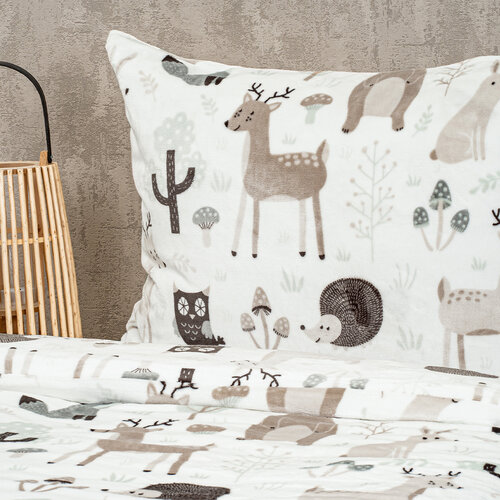 Lenjerie de pat pentru copii din microflanel 4Home Nordic friends, 140 x 200 cm, 70 x 90 cm