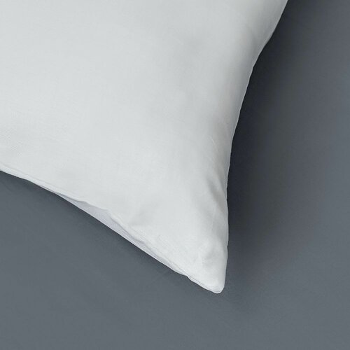 Luxury Collection szatén ágynemű, fehér/sötétszürke, 240 x 220 cm, 2 db 70 x 90 cm