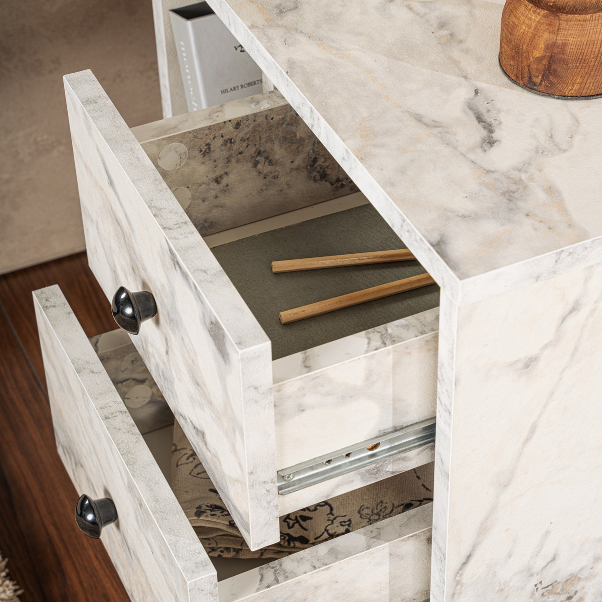 Noční stolek Glimmer Fressia Marble Gold - thumb (3)
