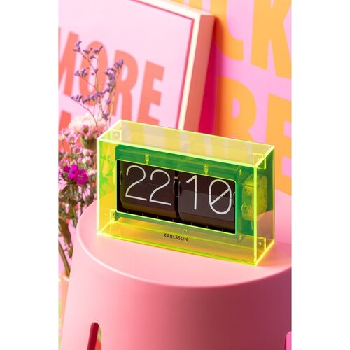 Karlsson 5976YE designové nástěnné/stolní překlápěcí hodiny zelená, 21 cm