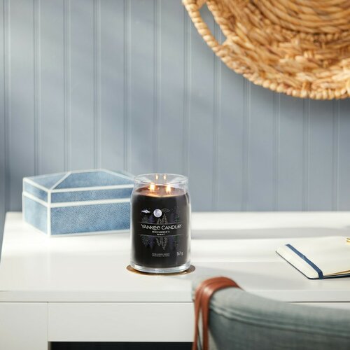 Yankee Candle Illatos gyertya, nagy Signature Midsummer’s Night, 567 g