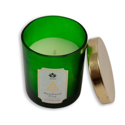 AromeCandelă în sticlă colorată cu capac, WoodlandPine, 125 g