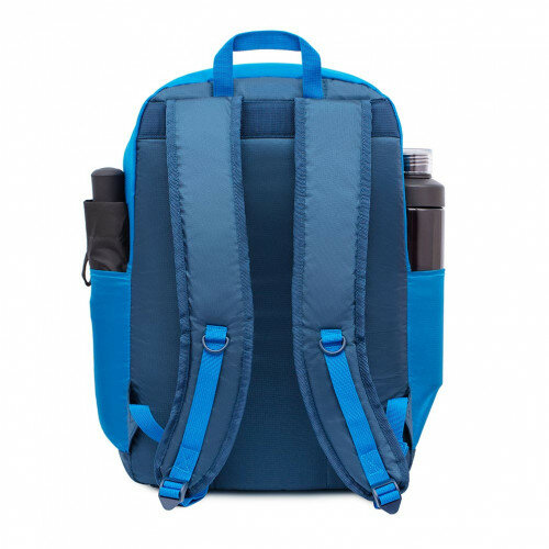 Riva Case 5561 ultraleichter Rucksack 24 l, hellblau