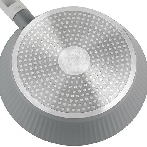 Florina aluminijasta ponev Serrano 3,5 l, 28 cm